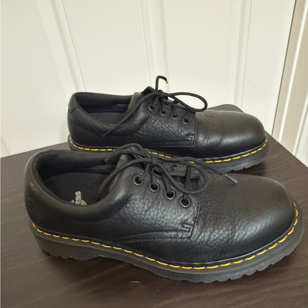 Dr. Martens Shoes Men’s 10
